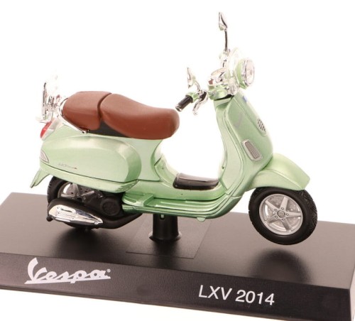 fassi vespa lxv 2014.jpg