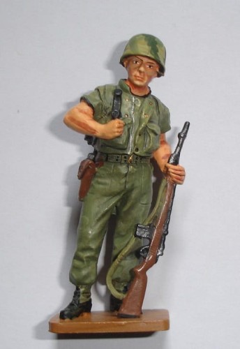 Del Prado figurka kolekcjonerska żołnierza radiooperator Vietnam Marines USA 1966.jpg