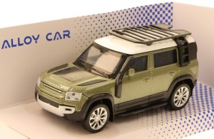Land Rover Defender 110 Alloy Car 1:43 green