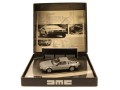 Model samochodu Minichamps DMC 12 DeLorean box.jpg