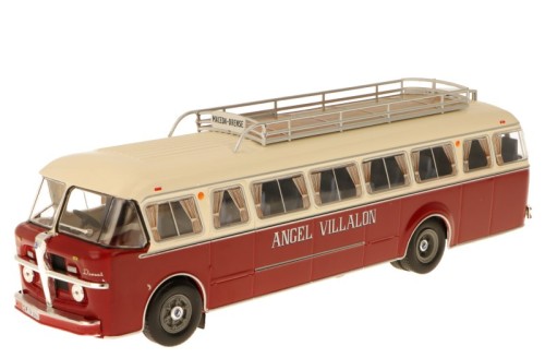 Model autobusu Pegaso Z-404 1957 Angel Villalon Salvat.jpg
