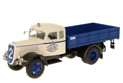 Model samochodu Fiat 634 N2 1940 Salvat.jpg
