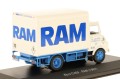 Metalowy model samochodu Ebro C450 1967 RAM Salvat.jpg