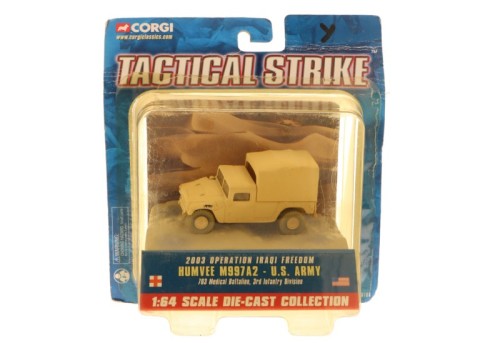 Model samochodu terenowego Humvee M997A2 US Army 2003 Corgi .jpg